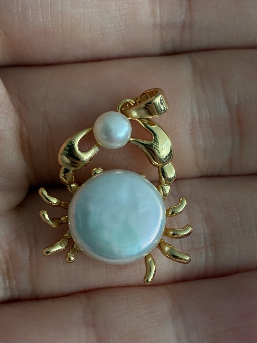 Gold-Plated Crab Pearl Necklace | Baroque Pearl Pendant | Beach Jewelry - Picture 4 of 4